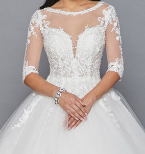 LA Merchandise LADK421 3/4 Sleeves Wedding Formal Gown