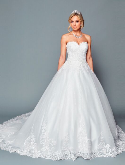 LA Merchandise LADK449 Sweetheart Lace Applique Wedding Long Gown