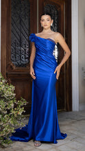 Load image into Gallery viewer, Wholesale Satin Off-Shoulder Evening Gown with Floral Appliqué &amp; Draped Train Formal Dress By LA2175
