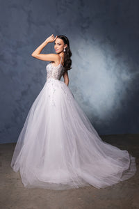 Wholesale Wedding Dress Sleeveless Beaded Bridal Gown By LA8146