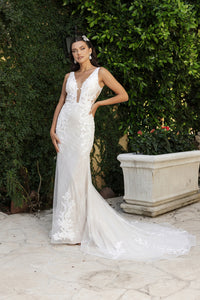 Wholesale Bridal Dress Plunging Neck Mermaid Floral Gown By LA8147