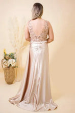 Load image into Gallery viewer, LA Merchandise LAN50459 V-Neck Sequin Bodice Lace Red-Carpet Gown - - Dress LA Merchandise