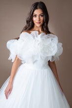 Load image into Gallery viewer, LA Merchandise LAASU079B 3D Floral Wedding White A-line Bridal Dress - - Dress LA Merchandise