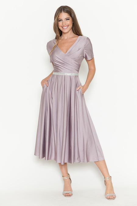 LA Merchandise LAF5274 V-Neck Short Sleeve Midi Dress with Rhinestone Waistband and Pockets