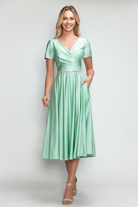 LA Merchandise LAF5274 V-Neck Short Sleeve Midi Dress with Rhinestone Waistband and Pockets