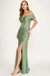 Load image into Gallery viewer, LAF3128 Wholesale Glitter Off-Shoulder Ruffle Mermaid Prom Dress with Thigh-High Slit Evening Gown