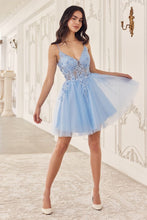 Load image into Gallery viewer, LA Merchandise LARSF047 V-Neck Layered Tulle Lace Bodice Hoco Dress