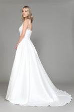 Load image into Gallery viewer, Off White Bridal Gown - LAY8528