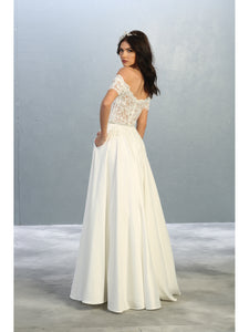 Off shoulder Bridal gown with side pockets- MQ1639B