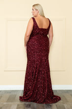 Load image into Gallery viewer, Plus Size Sequined Formal Gown - LAYW1122